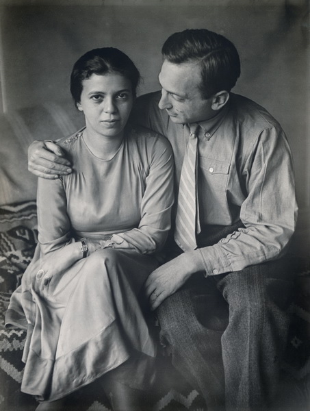 Elizabeth and I, 1933